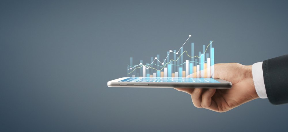 investment a graph on a mobile. Fixed vs mutual fund